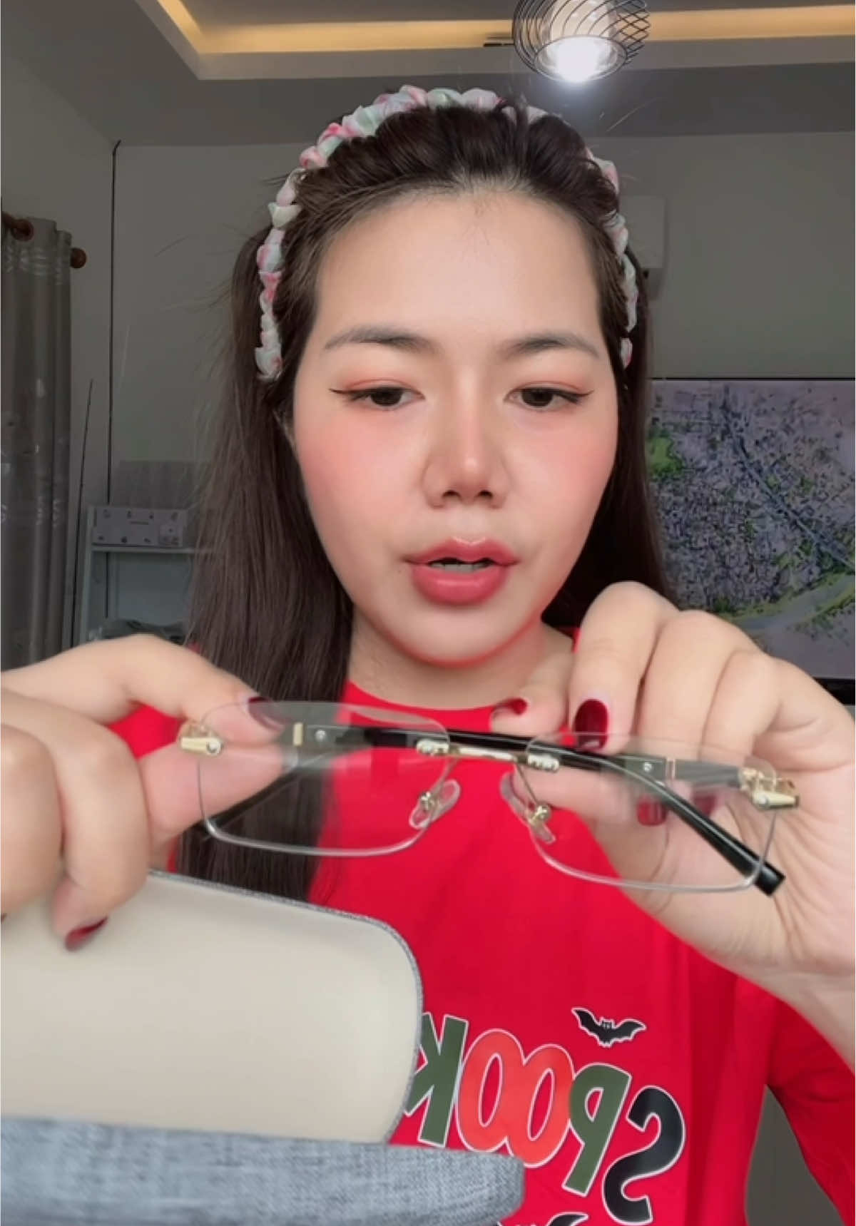 #แว่นไร้กรอบ #แว่นสายตา #แว่นกันแดด #แว่นเลนส์ออโต้ออกแดดเปลี่ยนสี #แว่นตาแฟชั่น 