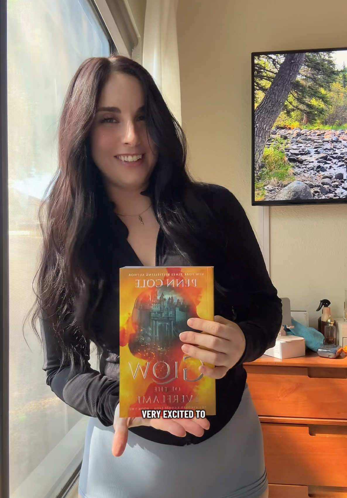 Fit check + book check 📚