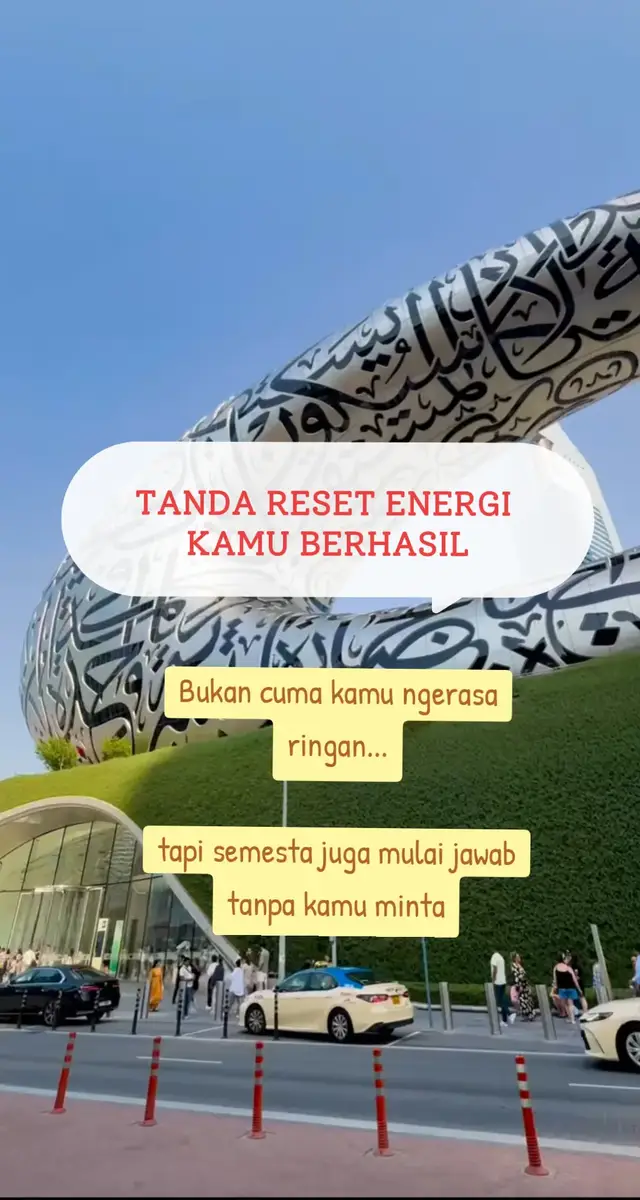 Tanda km udah nyambung lagi sama semesta itu simpel: Kamu nggak maksa. Kamu tenang. Dan hal-hal mulai ngalir tanpa drama. Itu bukan kebetulan, itu semesta bilang, “Akhirnya… kamu kembali ke frekuensimu.” #ResetEnergi #EnergiSemesta #NaikLevelEnergi #DestinyMatrix #SpiritualJourney 