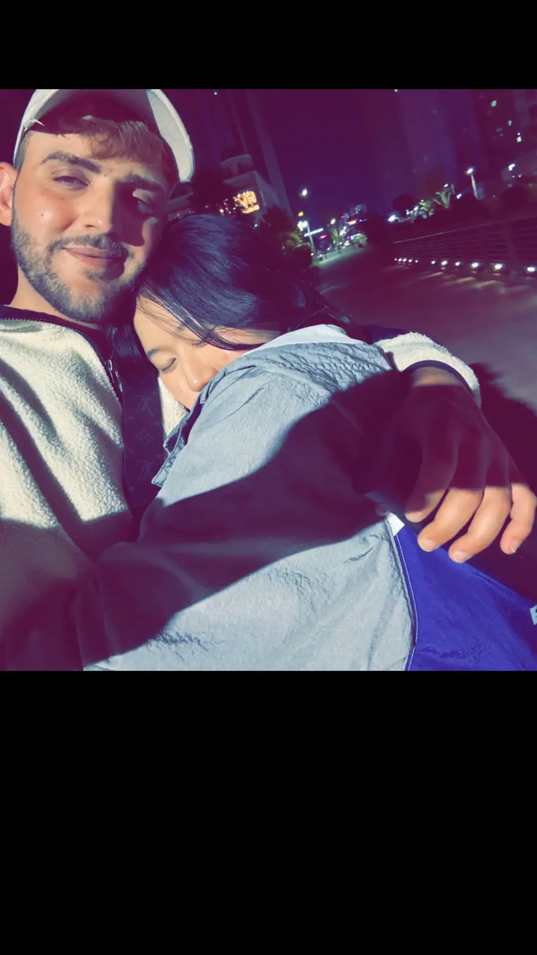 احبك 💕 #livehighlights #tiktoklive #fyp #explore #viral #foryou #foryoupage #lief #شعب_الصيني_ماله_حل😂😂 @بوخشبة @Phobia Isaac @Fobus فوبوس 