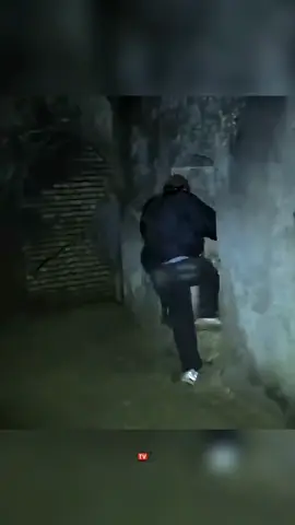 Mereka Diburu Pria Buta di Dalam Ruang Bawah Tanah❗#faktaunik #fyp #tahukahkamu #semuaorang #tvcuyy