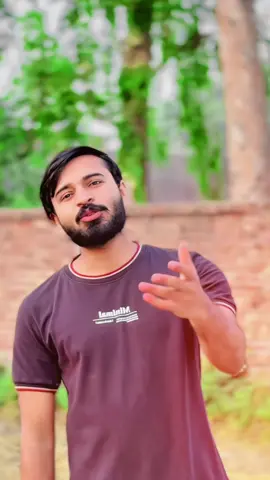 Mai khud v ni☹️ yutube channal link in bio plz subscribe❤️ @Ahmii Bhaii✍🏻 #ownvoice #poetry #lovepoetry #foryou #ahmibhaipoetry 