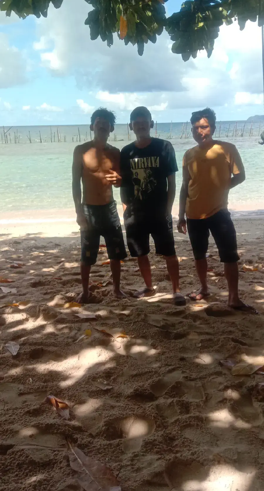 #ptwanatiarapersada  #pantaioramaluku  #kulitbambang  gino amat hidupku 🥱