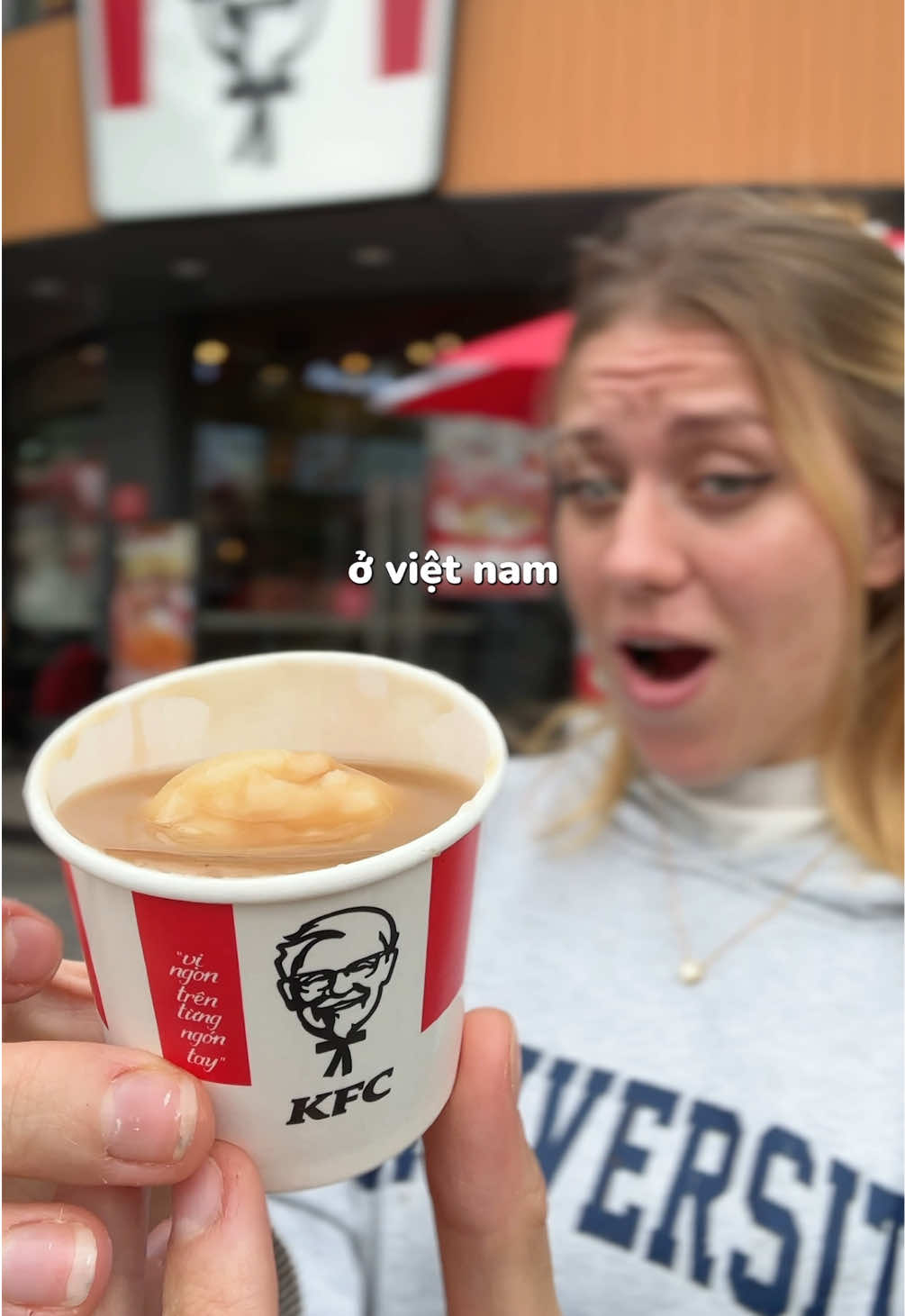 Fast food nào ở Việt Nam có snack ngon nhất?🍟 #fastfood #lauracoffee #nhatkimanh