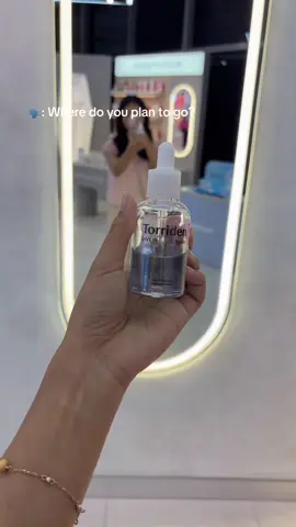 run to our favorite skincare booth aka torriden, at moida neo soho🩵👀 #torridenindonesia 