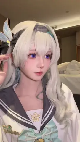 流萤角色扮演 | Firefly Honkai star rail cosplay🥵🥵 Cosplay! ━━━━━━━━━━━━━━━━━━━━━━━━━━━━ 扮演者的名字 | Cosplayer : 沫鱼籽酱 来源 | Source : 抖音 | Douyin 虚构人物 | Character : 流螢 | Firefly 游戏 | Game : 崩坏 : 星穹铁道 | Honkai Star Rail 如果您对本文有疑问，请通过我的个人资料中列出的电子邮件与我联系 ━━━━━━━━━━━━━━━━━━━━━━━━━━━━ #fyp #xyzbca #douyin #firefly #HonkaiStarRail 