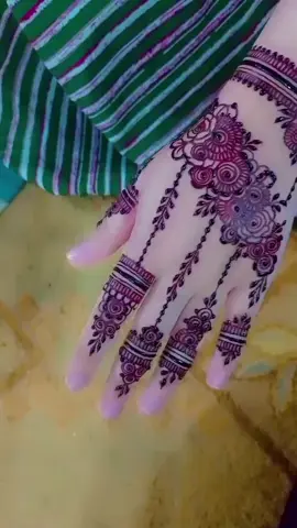 #henna #by #amna #mehndidesigns #viralvideos 