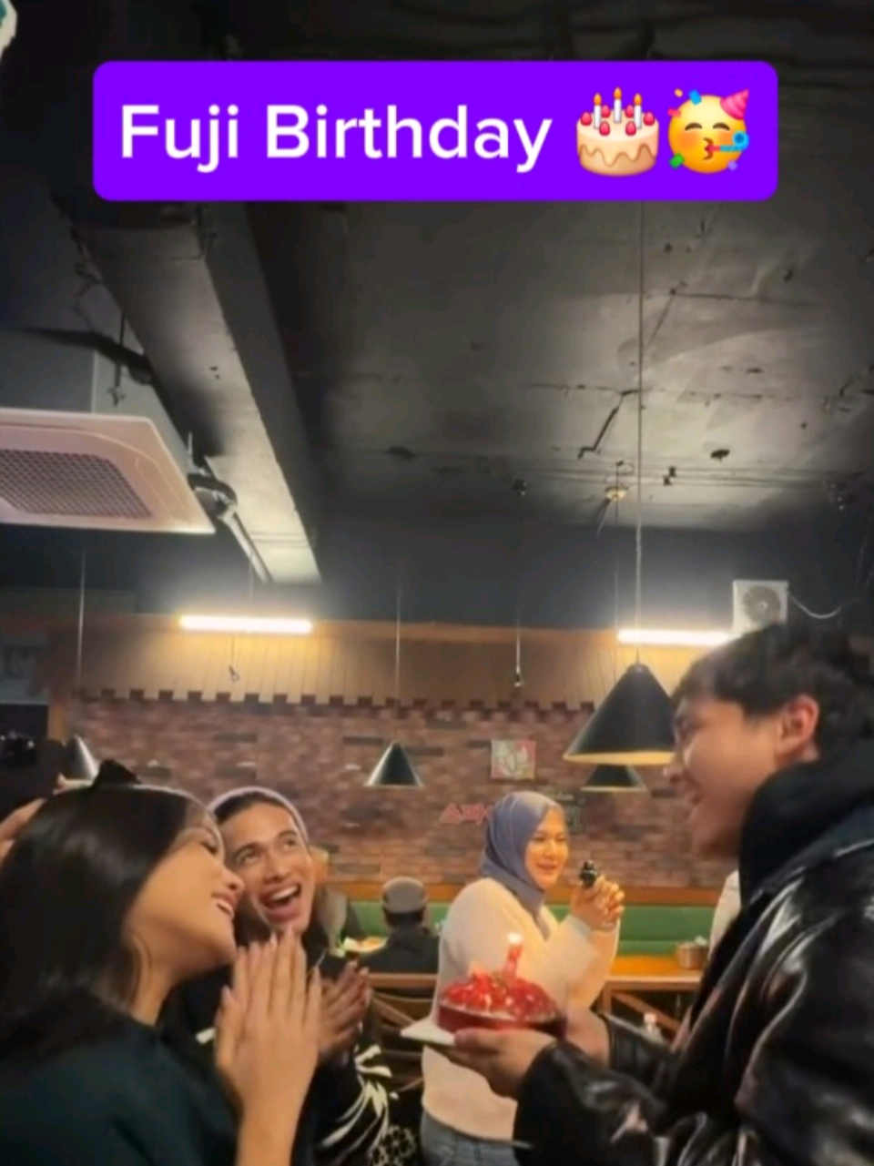 Fuji Ulang Tahun ke 23 di Korea Selatan #fujian #birthday #23 #koreaselatan #fyp 