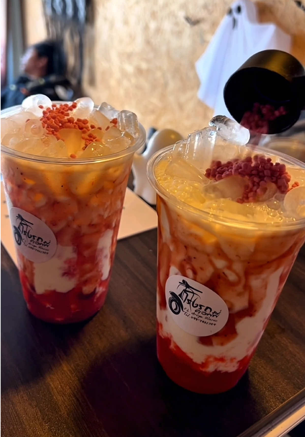 แก้วสวย น้ำก็น่ากินนนนน 🤤🥰🍓🥛#แก้วpet  #โรงรถcoffee #ค่ายเทพสตรีศรีสุนทร #ร้านกาแฟ 