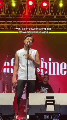 Wani bali dewe tapi? #fyp #lagujawa #aftershine #jawasad #yowesmodaro @Hasantoysss @AFTERSHINE OFFICIAL