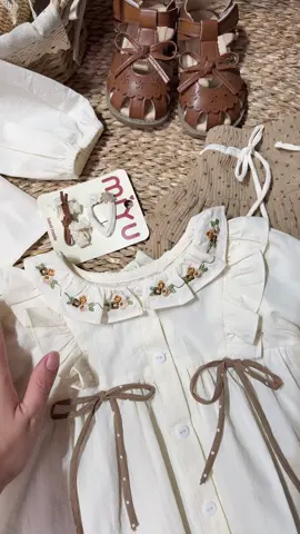 Mẹ cũng chỉ muốn điều tốt đẹp cho con🤩🤩 @banhbaostore68 #banhbaodaily #aosomichobe #chanvaychobe #xuhuong 