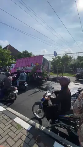 sek sabarr bosss ,dandani gek budall mergawe menehh##ddmi #fypシ #seleraberat #spesialisbaksiluman #platad 