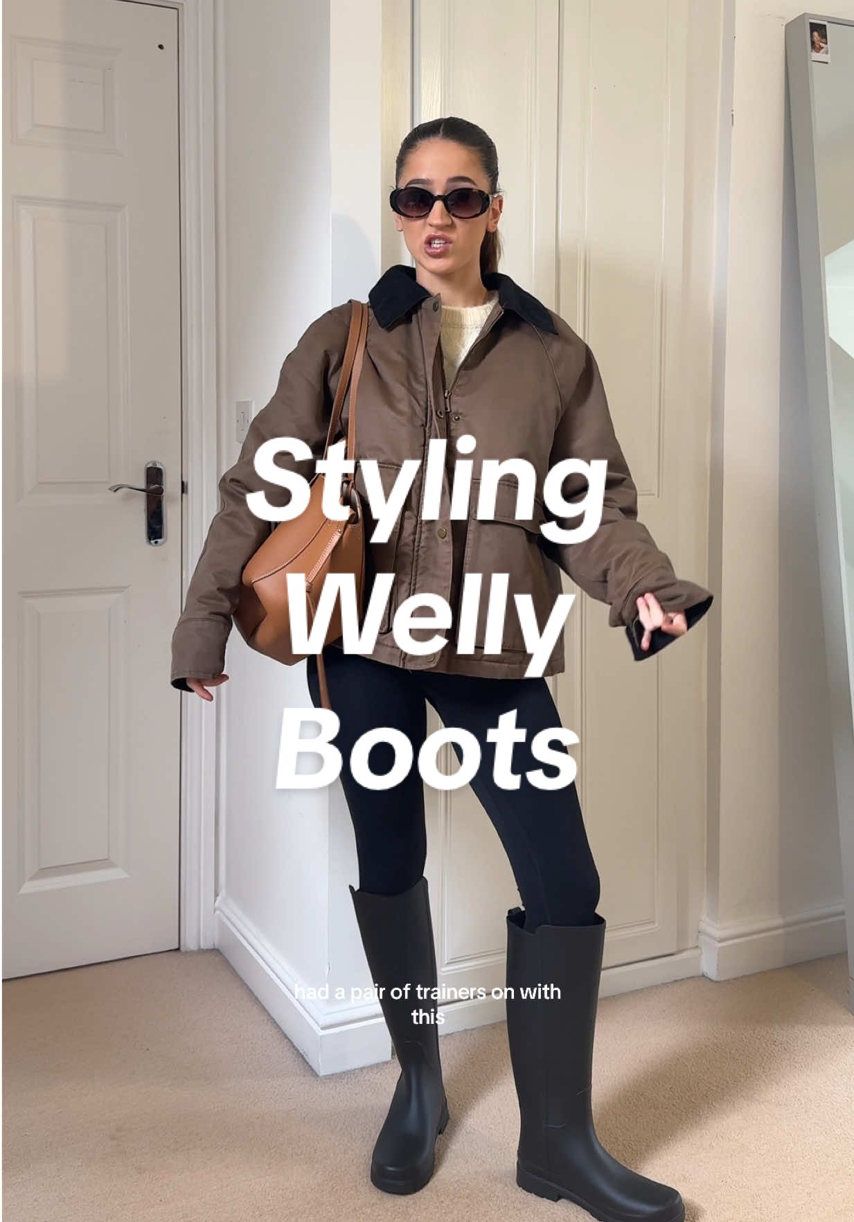 Welly boots are COOL and I’m gonna show you how to style them 🤗🤗 these boots are my favourite item currently for this season I’m obsessed! #winteroutfitideas 