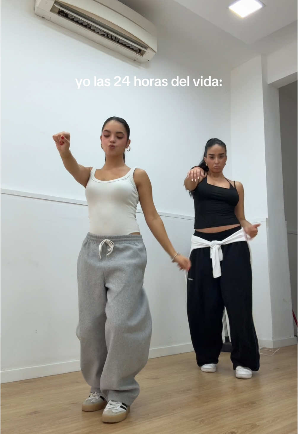 no sabéis lo que me ha costado hacerlo jajaaja @Laia Fidalgo la artista  #fyp #trend #baile 