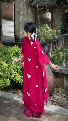 Thấy đỏ là thấy tết ✨ #CapCut #xuhuong #oufit #thoitrangnu #aodai 