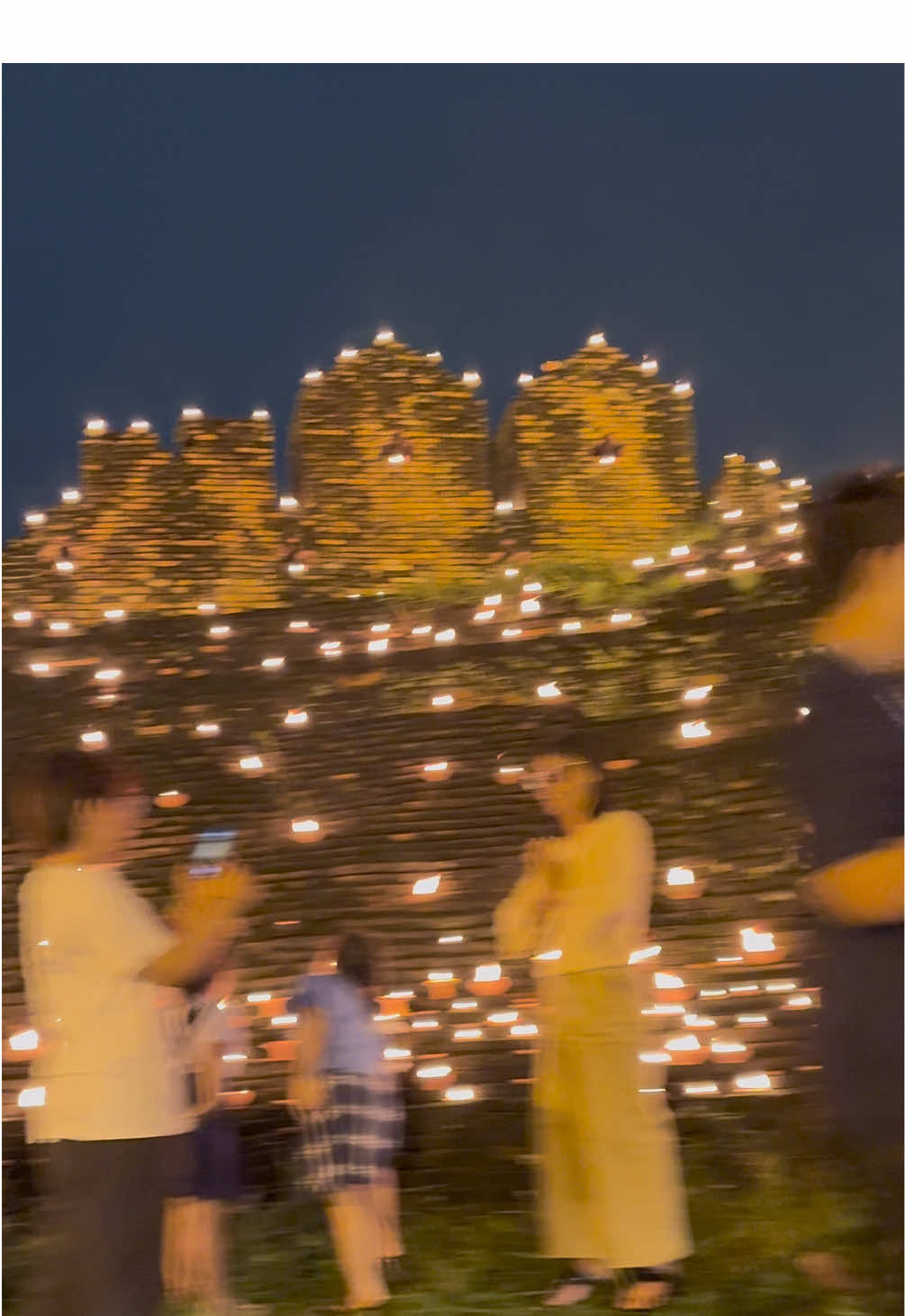 ผางประทีปส่องเวียง ยี่เป็งเชียงใหม่ 2568 #ผางประทีป #ยี่เป็ง #แอ่วเหนือ #เชียงใหม่ 