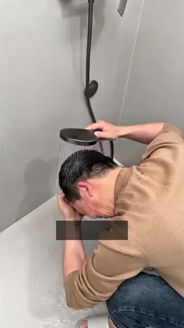 진작에살걸! 요즘 욕실에 꼭 필요한 필수템 이예요 #샤워기거치대 #욕실필수템 #흡착거치대 #생활꿀템 #자취템 