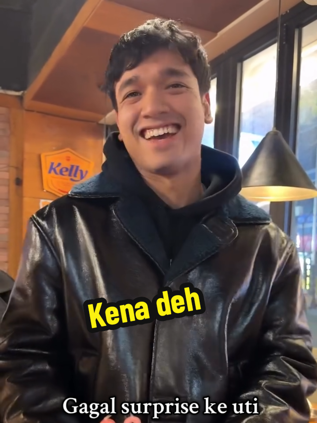 Meskipun ketahuan dan gagal surprise,happy birthday Fuji 🥳 .. @band1t 🐐 @Fujiiian  #fyp #birthday #fadlyfsl #fadlyfaisal #fuji 