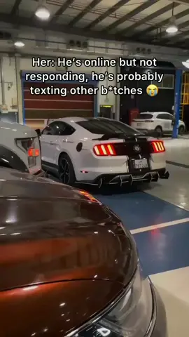 me wey get 1M for GLE350 like this. God abeg 🤣🤣🤣🤣  #autosales #mosharkautos #funnymemesdaily #contentcreators 