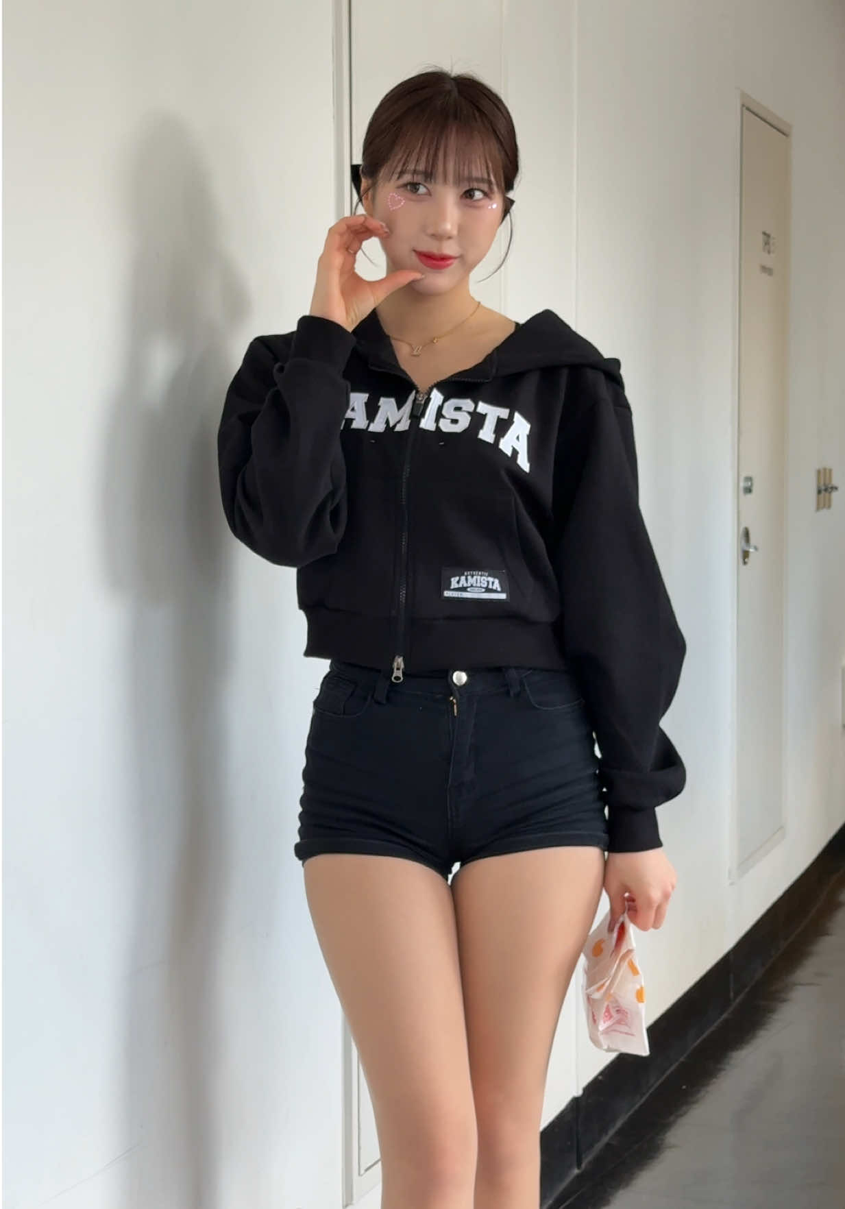 “감자튀김 들고 포토타임은 처음🍟 이금주 치어리더 웃참ㅋㅋ”#cheerleader #reels #fyp #이금주 #이금주치어리더 