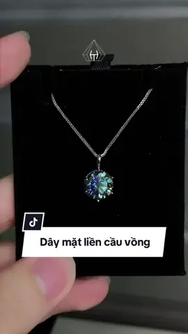 Một mẫu dây chuyền với thiết kế tựa như cầu vồng 🌟 #hatuanjewelry #trangsucvangbac #moissanite #tuanmoissanite #daychuyen 