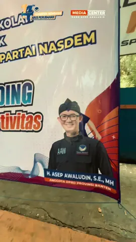 Dalam rangka memperingati Hari Ulang Tahun Partai NasDem ke-14, saya mengadakan turnamen futsal tingkat SLTP sebagai bentuk kepedulian terhadap generasi muda. Alhamdulillah, acara berjalan dengan lancar dan seluruh peserta menjunjung tinggi nilai sportivitas sepanjang pertandingan. Melalui kegiatan ini, saya berharap semangat disiplin, kebersamaan, dan perjuangan dapat terus tumbuh di kalangan pelajar ⚽ #HUTNasDem14 #PartaiNasDem #NasDemBanten #TurnamenFutsal #FutsalPelajar