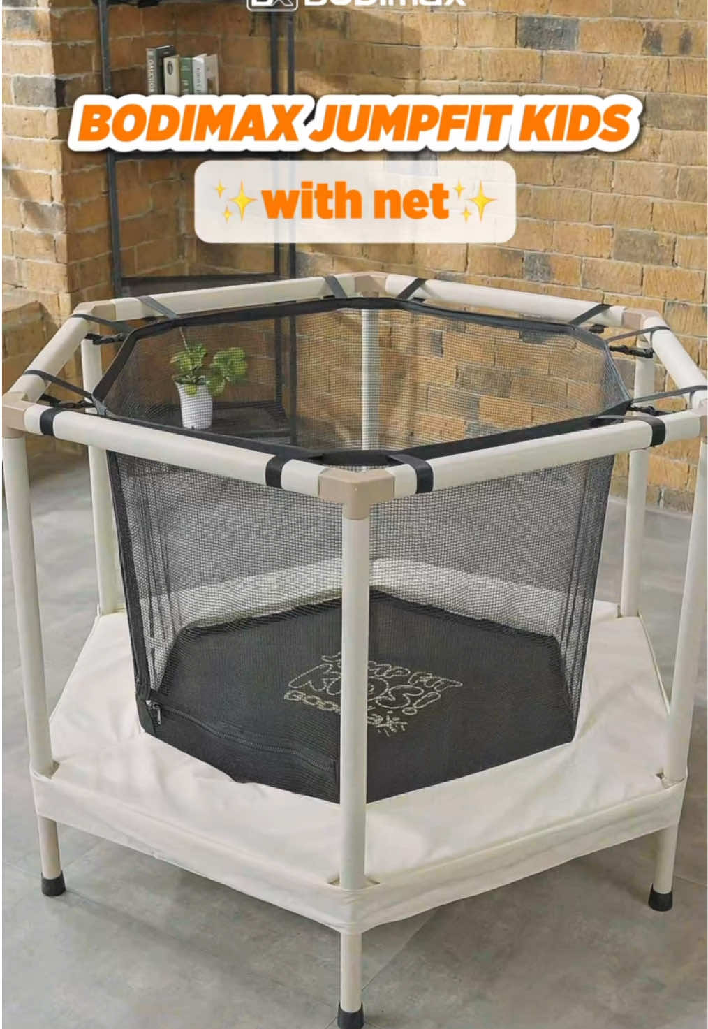 Waktunya ciptakan sarana bermain si kecil yang menyenangkan sekaligus menyehatkan! 😍🥰 Cek di keranjang kuning yaa Max 🛒 #Bodimax11thAnniversary #Carniva1OfStrength #Ce11ebratingYou #AkuPilihBodimax 