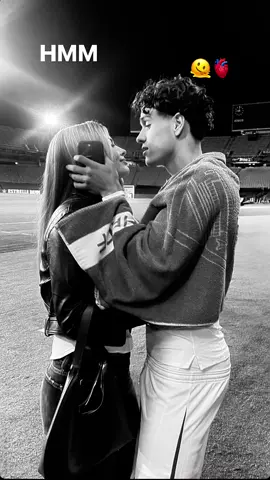 Tati and hctor 😍🫠💋@tatianakaer @Hector Fort #tati #hectorfort 