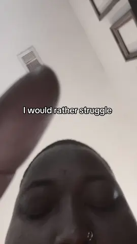 I just saw a video where a man was thanking Trump for cutting SNAP benefits — saying it “gives average men a chance again.” Let’s be clear: food stamps don’t just help single moms. They help the elderly, people with disabilities, and families who are already struggling to make ends meet. It’s wild how some people will turn real issues into gender wars instead of addressing what’s actually happening — people going hungry. We’ve gotta stop making empathy political.