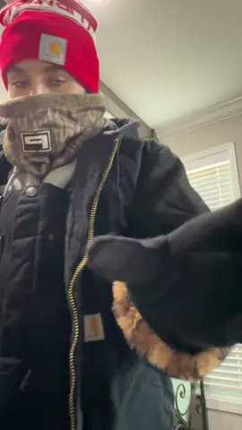 🤷🏻‍♀️ thank you Carhartt and Ridgecut for keeping me warm🧚‍♀️