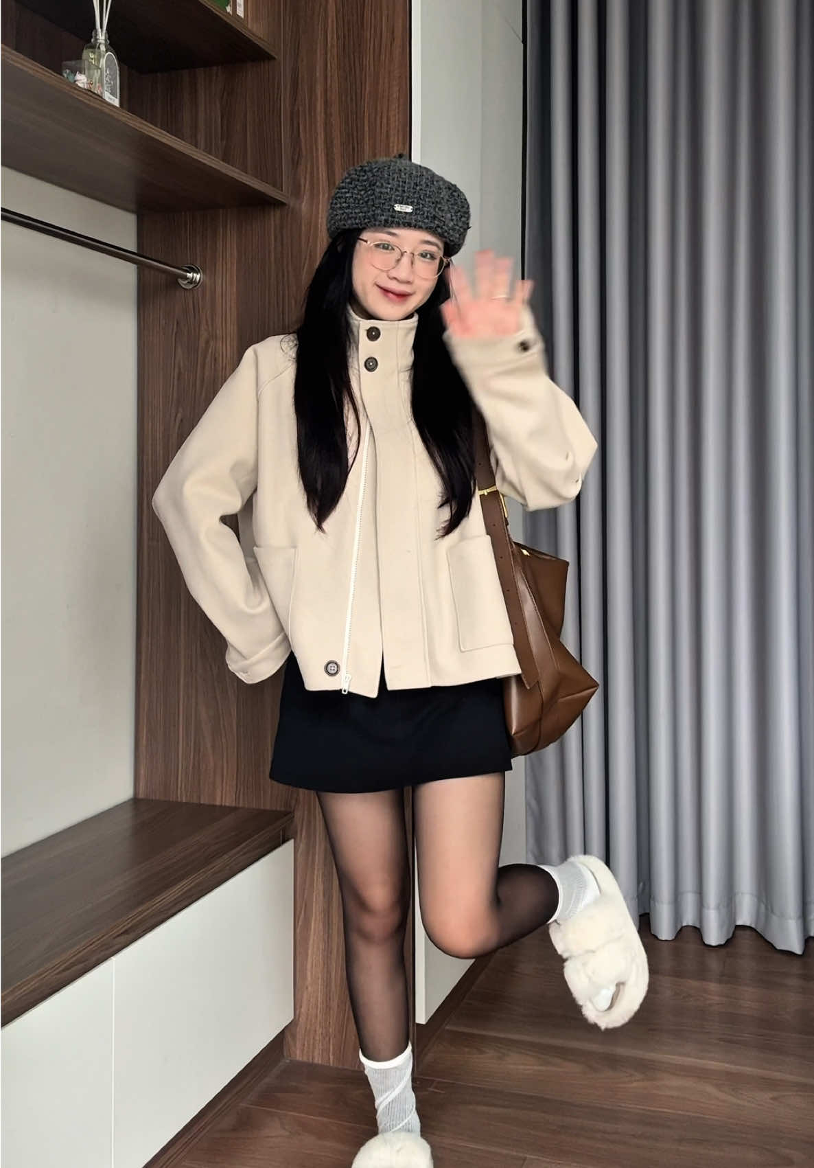 Còn trẻ nhưng có tất cả mọi thứ trong tay (thứ 2, thứ 3, thứ 4, thứ 5, thứ 6, thứ 7, CN) 🫣 #bazicone #thoitrangnu #fyp 