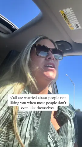 What is in this song?!?!! 🥰 #seratonin #monday #manineed #selflove 