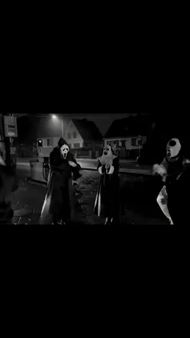 Tradition never looked this spooky 👻😂 #attan #afghan #halloweenlook #spooky #afghanistan🇦🇫 