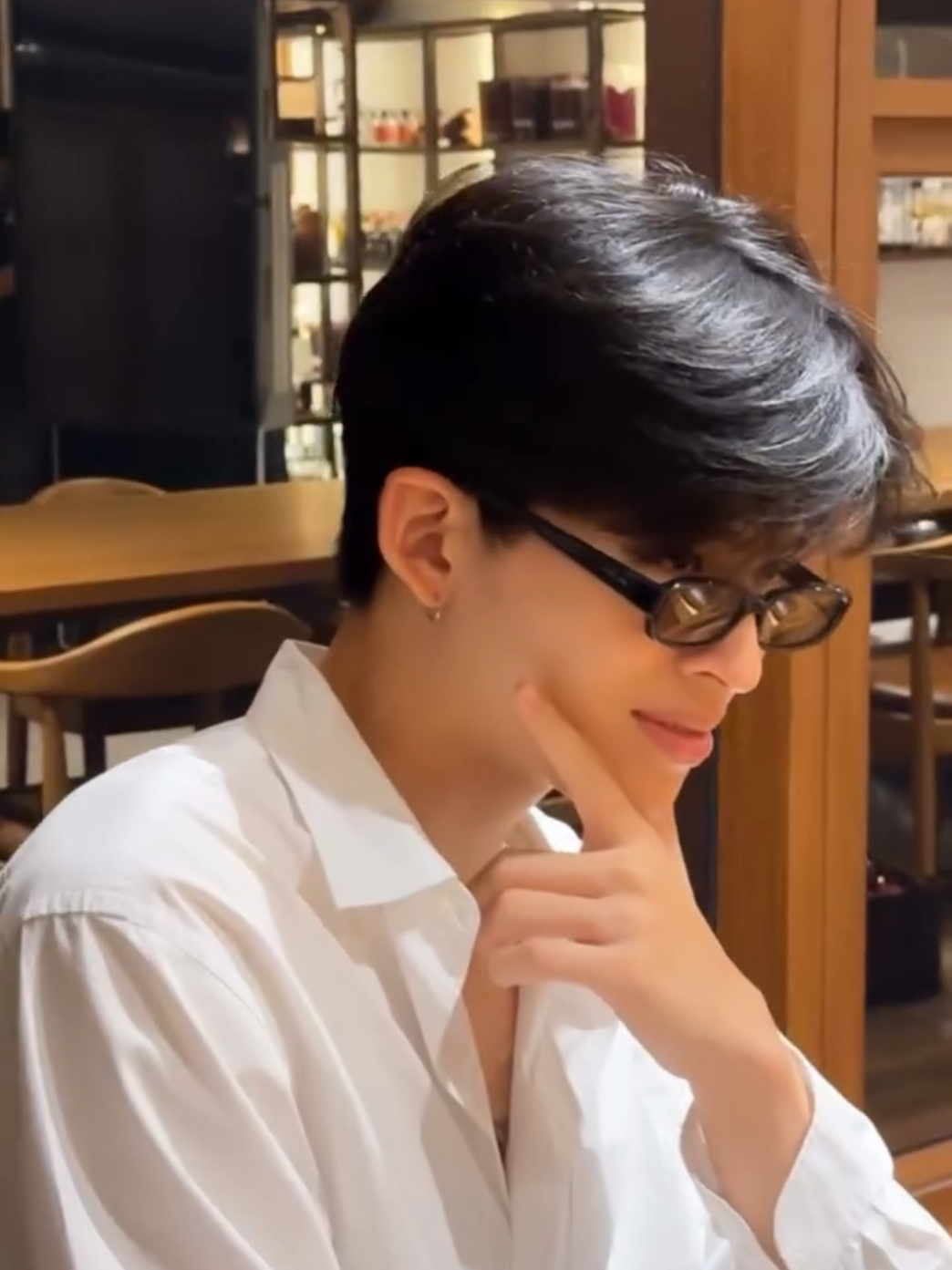 ชอบความบรีฟท่าอ่ะ 😄 #ppnaravit #จุงอาเชน #tawan_v 