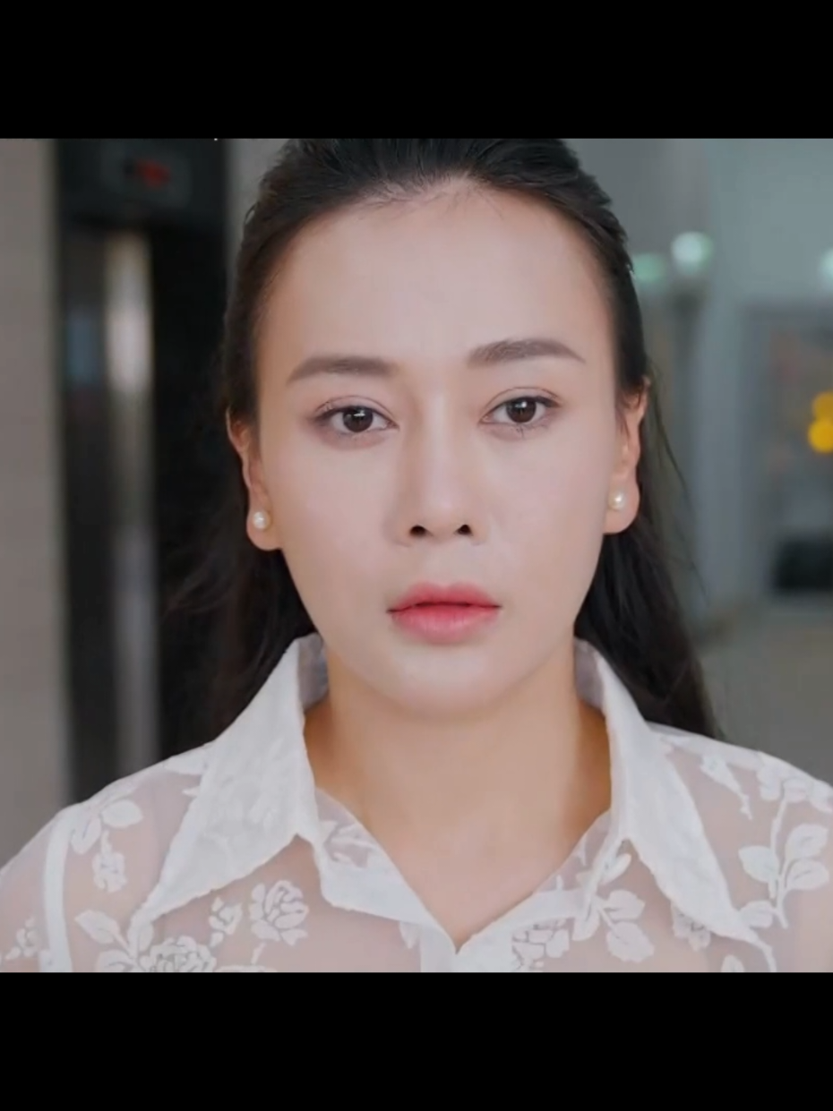 Mỹ Anh bắt đầu nghi ngờ mối quan hệ của Đăng và Linh #giongangkhoangtroixanh #phuongoanh #doanquocdam 