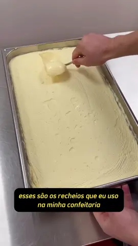 O PULO DO GATO para um Recheio Perfeito! 🤫 Se você está cansada de recheio que queima, que cristaliza ou que demora horas para ficar pronto... SEUS PROBLEMAS ACABARAM! Essa técnica de recheio que não vai ao fogo é o segredo para: ✅ Aumentar sua produção no dia ✅ Garantir a cremosidade total ✅ E não ter mais que vigiar a panela! Chega de perder tempo! O passo a passo e todas as receitas de recheio sem fogo estão no nosso e-book. #recheiosemfogo #confeitaria #confeiteira #docesfaceis #sobremesa 