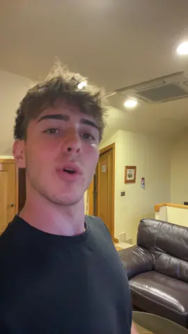 Solo él y Yan era el remix…#roa #yanblock 