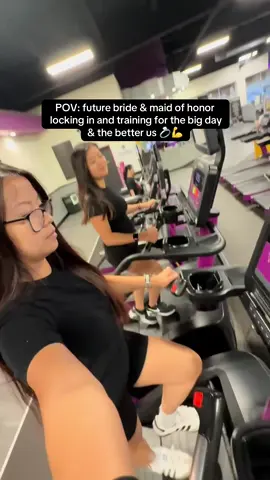 gym accountability duo 👯‍♀️ (yes,  we do other workouts too obviously, but 15-20 mins of stairmaster at least to hold ourselves accountable 🤭) @Planet Fitness #fitnessmotivation #bestgym #planetfitness #GymTok 