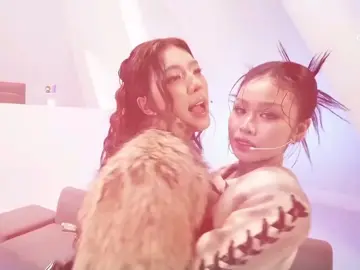 Làm cái gì mà khó coi vậy trời :))) #lamoon #52hz #emxinh #anhtraisayhimua2 