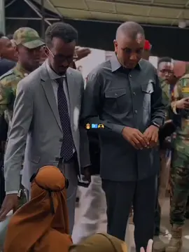 Raysul wasaare Hamze 🫡 #somaligirls #viraltiktok #somalitiktok #foryou 