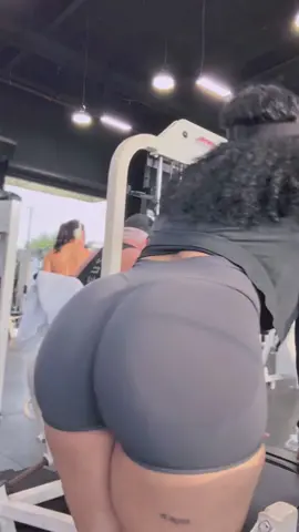 #GymTok #gymmotivation #gym #Fitness #GymLife 