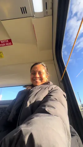 Nual lecol ek moi 📚 | p essaye manz r li malgres ki mo pas envi faire nanyien.. cuma nou dire “ take it one day at a time  “   And I was able to make it thru my exam somehow..  #vlogs #schoollife #internationalstudent #mauritius🇲🇺 #canada🇨🇦 