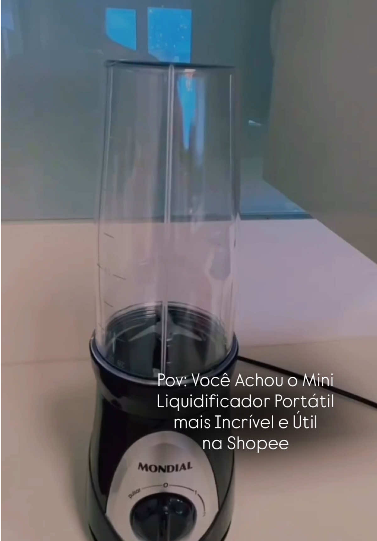 Praticidade e saúde na palma da mão! 🥤✨ O Mini Liquidificador Mixer Mondial é compacto, potente e ideal para preparar sucos, vitaminas e shakes em qualquer lugar. Leve praticidade e sabor para o seu dia — garanta o seu agora! 💕 #shopee #comprasnashopee #fypシ #viral #miniliquidificador 