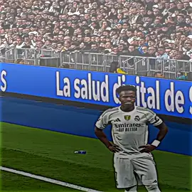 منو يعرف  فنسيوس ليش حزين 🥺💔#سيف_كريس🔥💀 #تيم_اســاطيـر_الـدفـاع_🔥😈 #تيم_الكرة_المستديرة💎 #fypシ #fyp 