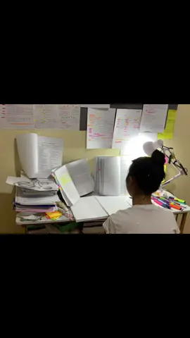 อ่านหนังสือกัน…⚖️#อ่านหนังสือ #เรียน #มสธ #นิติศาสตร์ 