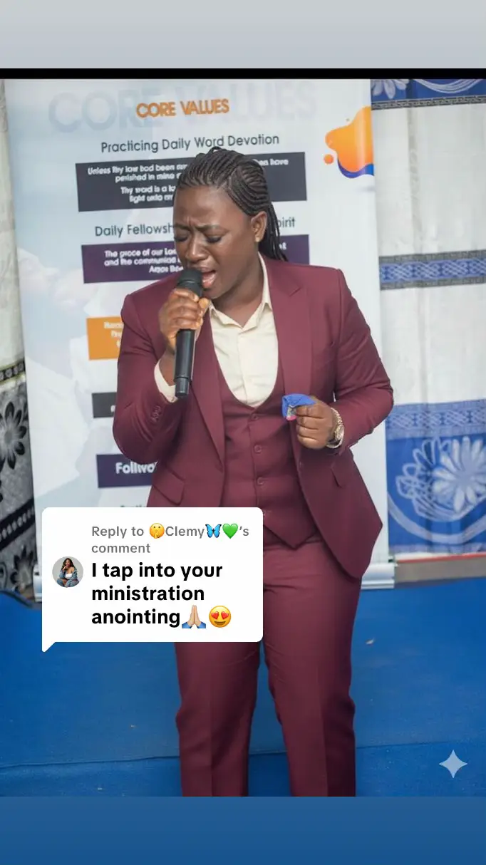 Replying to @🤫Clemy🦋💚 