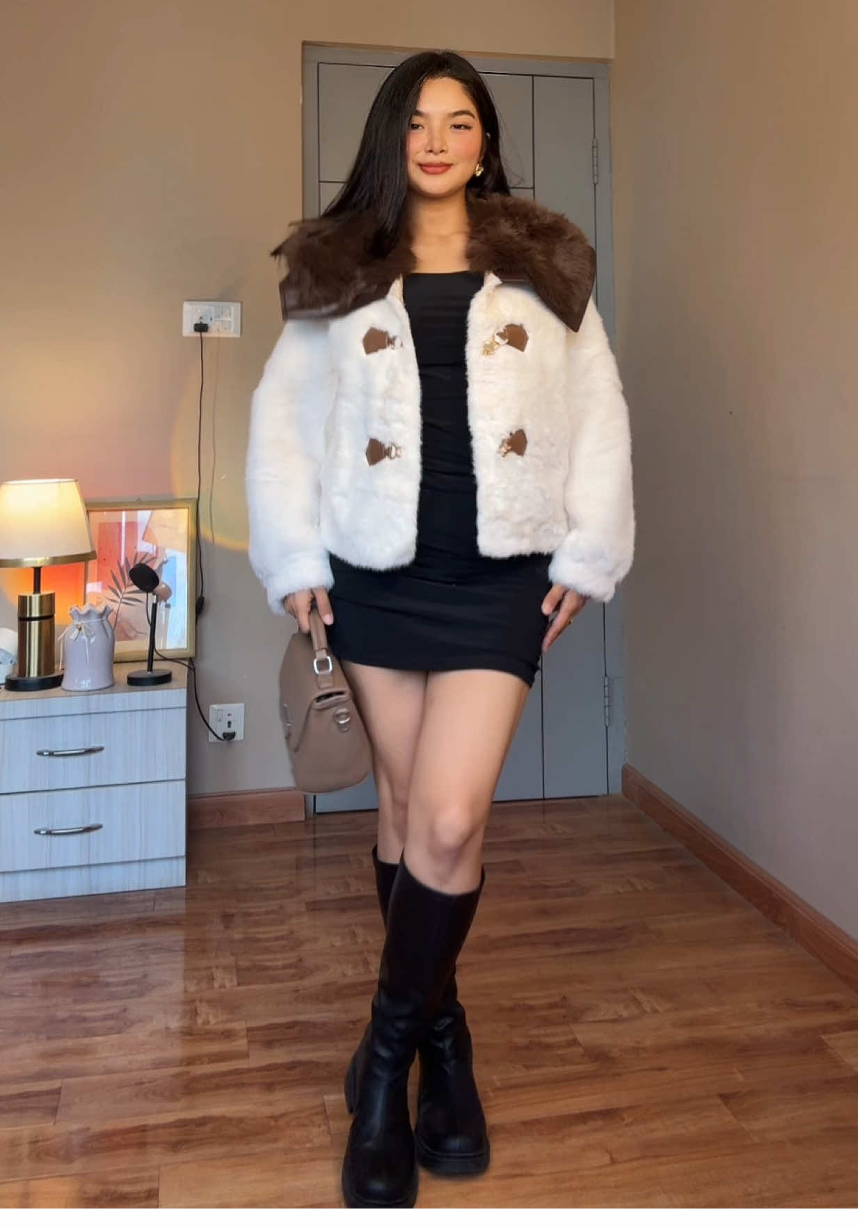 Stay chic with this timeless outer coat and skirt ensemble! 🍂✨  Dm us on our instagram: @bulwark.la @ethnicbulwark  whatsapp : 9851219308 . . . . . #fallcollection #fallfashion #wollen #winter #coat                          