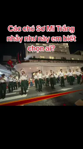 Biết chọn ai bây giờ!  Thôi chọn cả vậy!!! #tuhaovietnam #chubodoicuaem #A80 #triste #rangrovietnam 