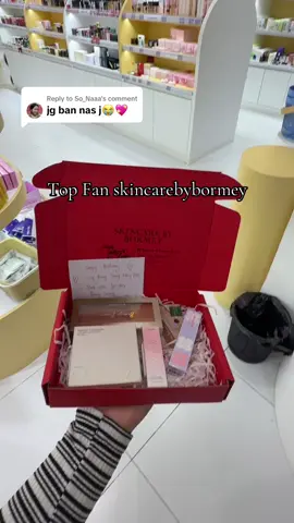 Replying to @So_Naaa Top Fan skincarebybormey #skincarebybormey #fyp #ស្គិនឃែបាយបូរមី #ពិគ្រោះអំពីបញ្ហាស្បែកមុខសូមផ្ញើរសារចូលក្នុងប្រអប់សារ #favorite 
