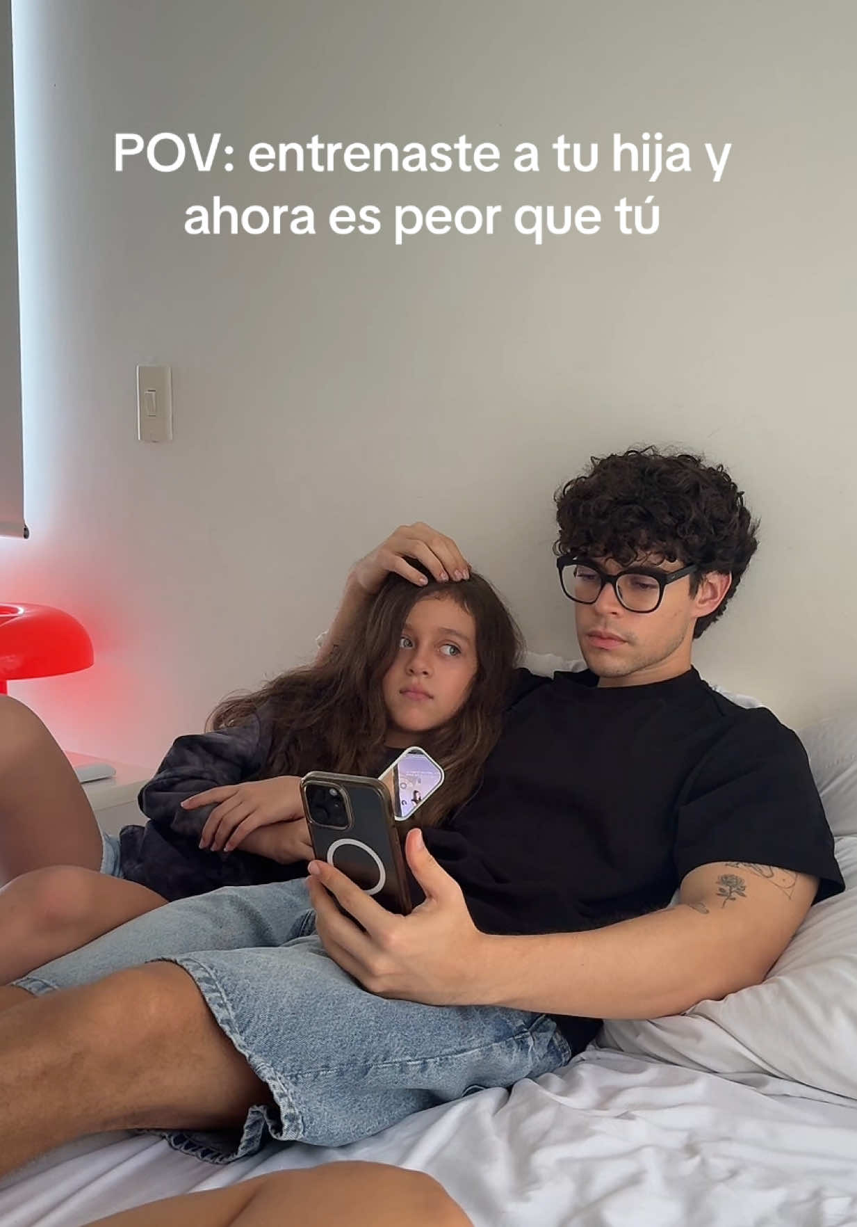 Lo del espejo nunca se me hubiera ocurrido JAJAJAJA🤣